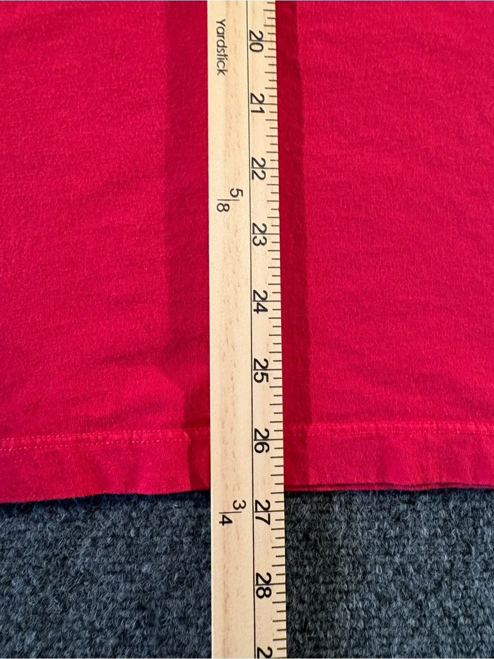 True Religion Men’s Medium Red Graphic T-Shirt Horseshoe Logo Back Print